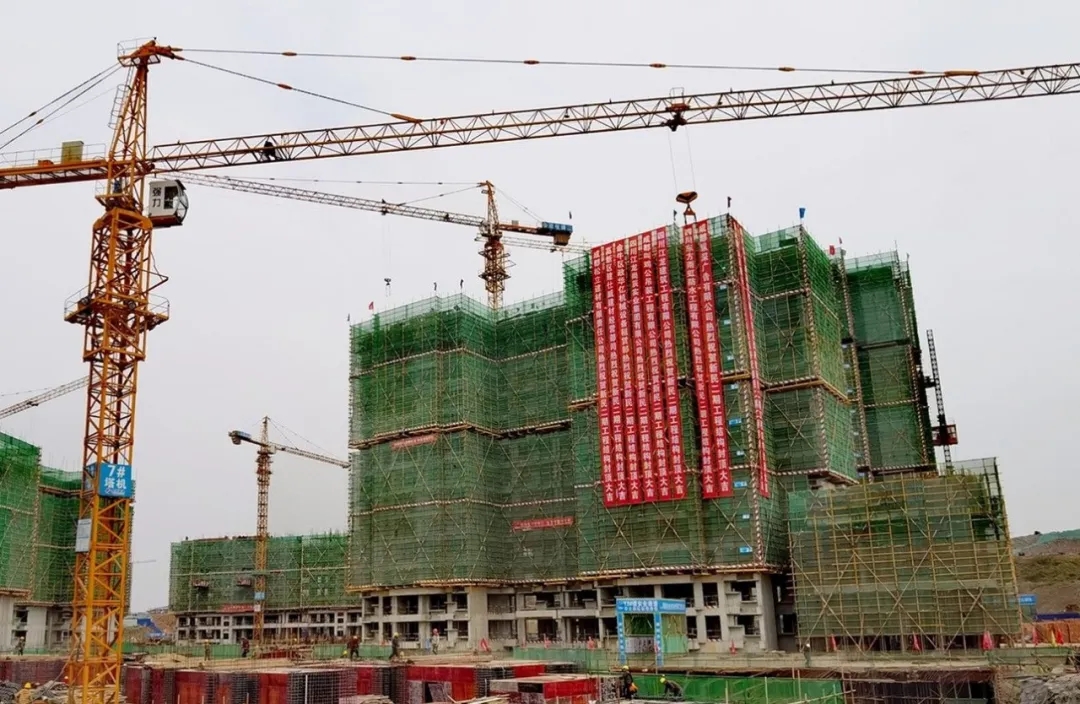 1596016127714284.jpg 640.webp (13).jpg